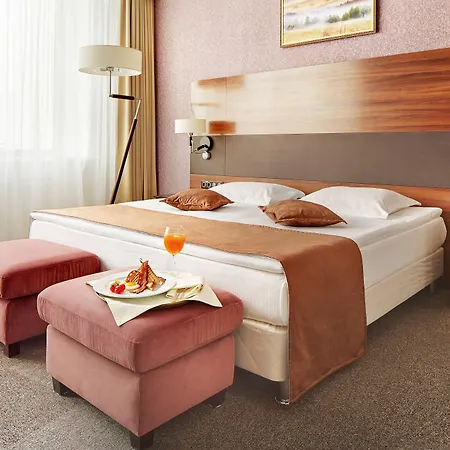 Victoria Olimp & Business Centre 酒店