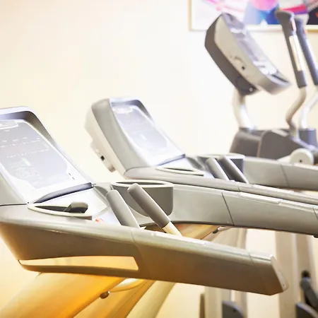 酒店 Victoria Olimp & Business Centre 4*