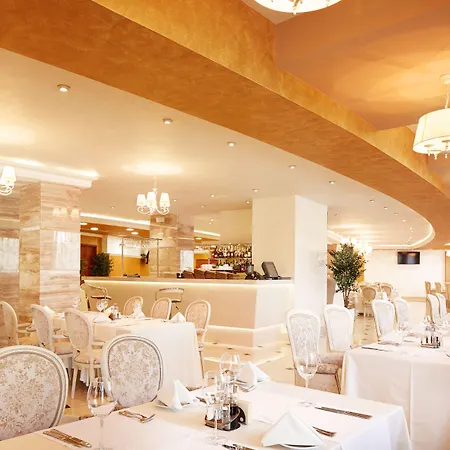 Victoria Olimp & Business Centre 明斯克