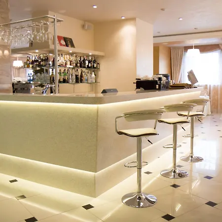 Victoria Olimp & Business Centre 4*