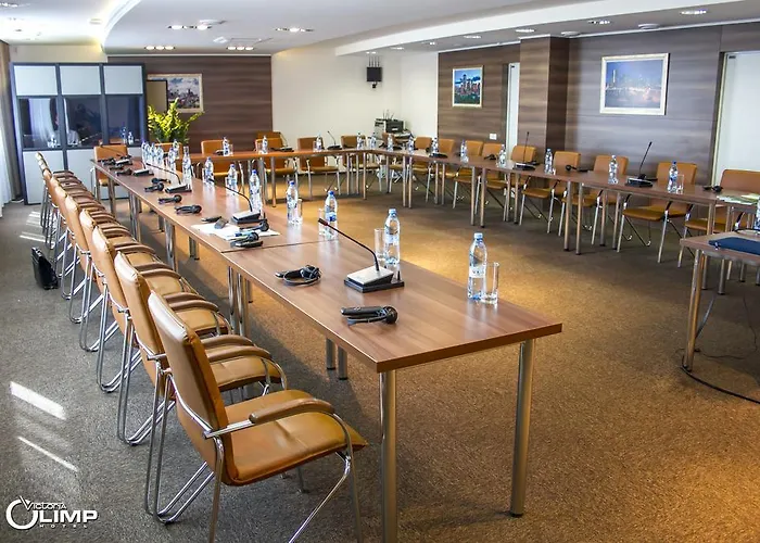 Ξενοδοχείο Victoria Olimp & Business Centre 4*