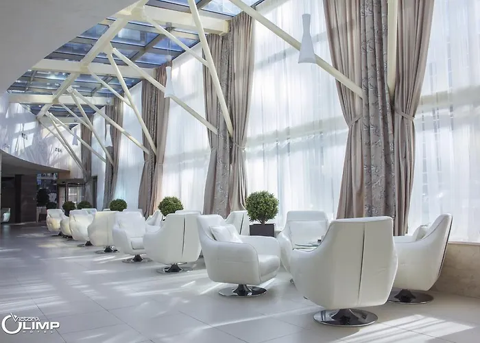 Ξενοδοχείο Victoria Olimp & Business Centre 4*