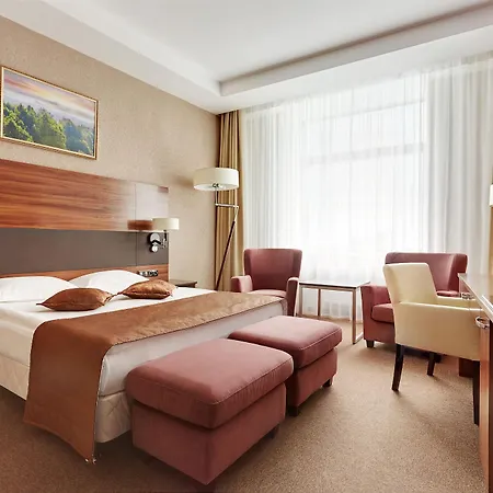 Victoria Olimp & Business Centre Hotel