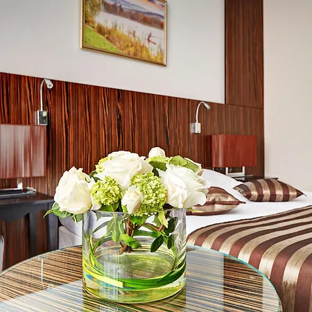 Victoria Olimp & Business Centre 4*