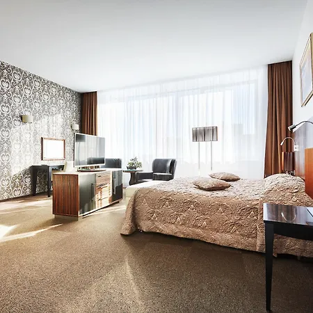 Hotel Victoria Olimp & Business Centre 4*