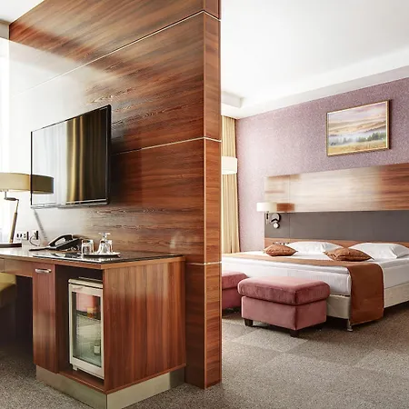 Victoria Olimp & Business Centre 4* Minsk