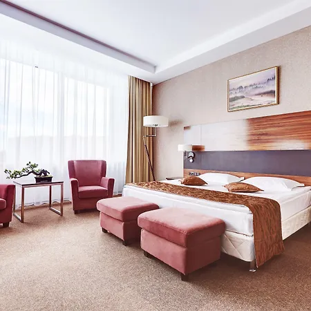 Hotel Victoria Olimp & Business Centre 4*