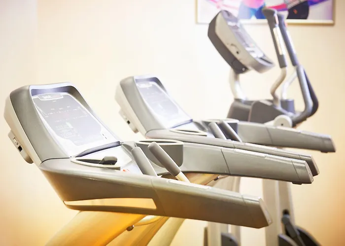 ホテル Victoria Olimp & Business Centre 4*