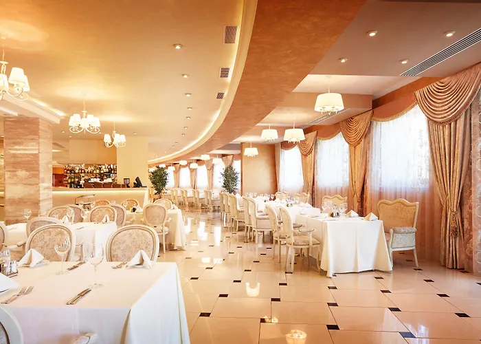 Victoria Olimp & Business Centre ホテル