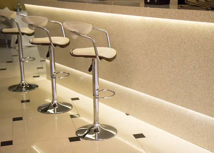 ホテル Victoria Olimp & Business Centre