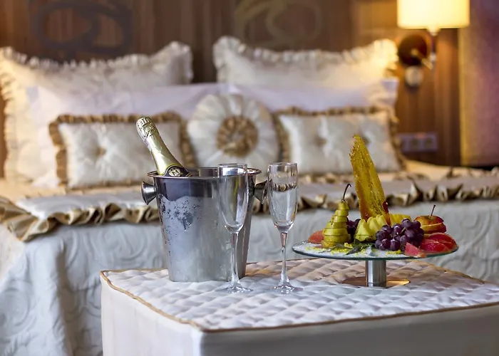 ホテル Victoria Olimp & Business Centre