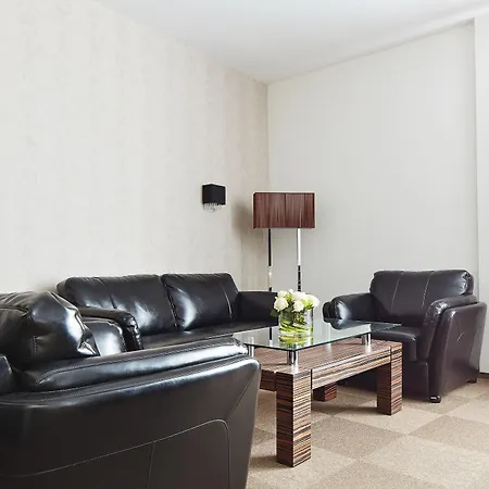 Victoria Olimp & Business Centre Hotel 4*