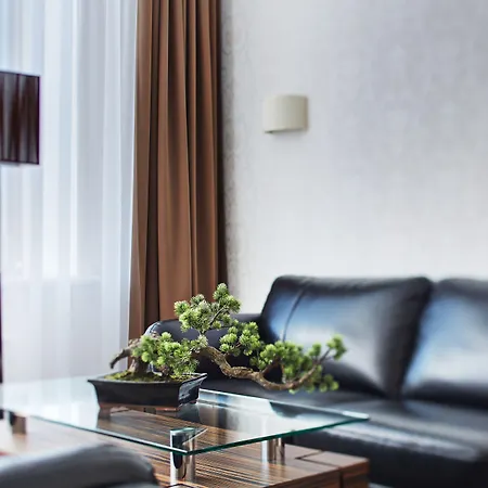 Victoria Olimp & Business Centre Hotel 4*