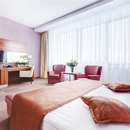 Victoria Olimp & Business Centre Hotel